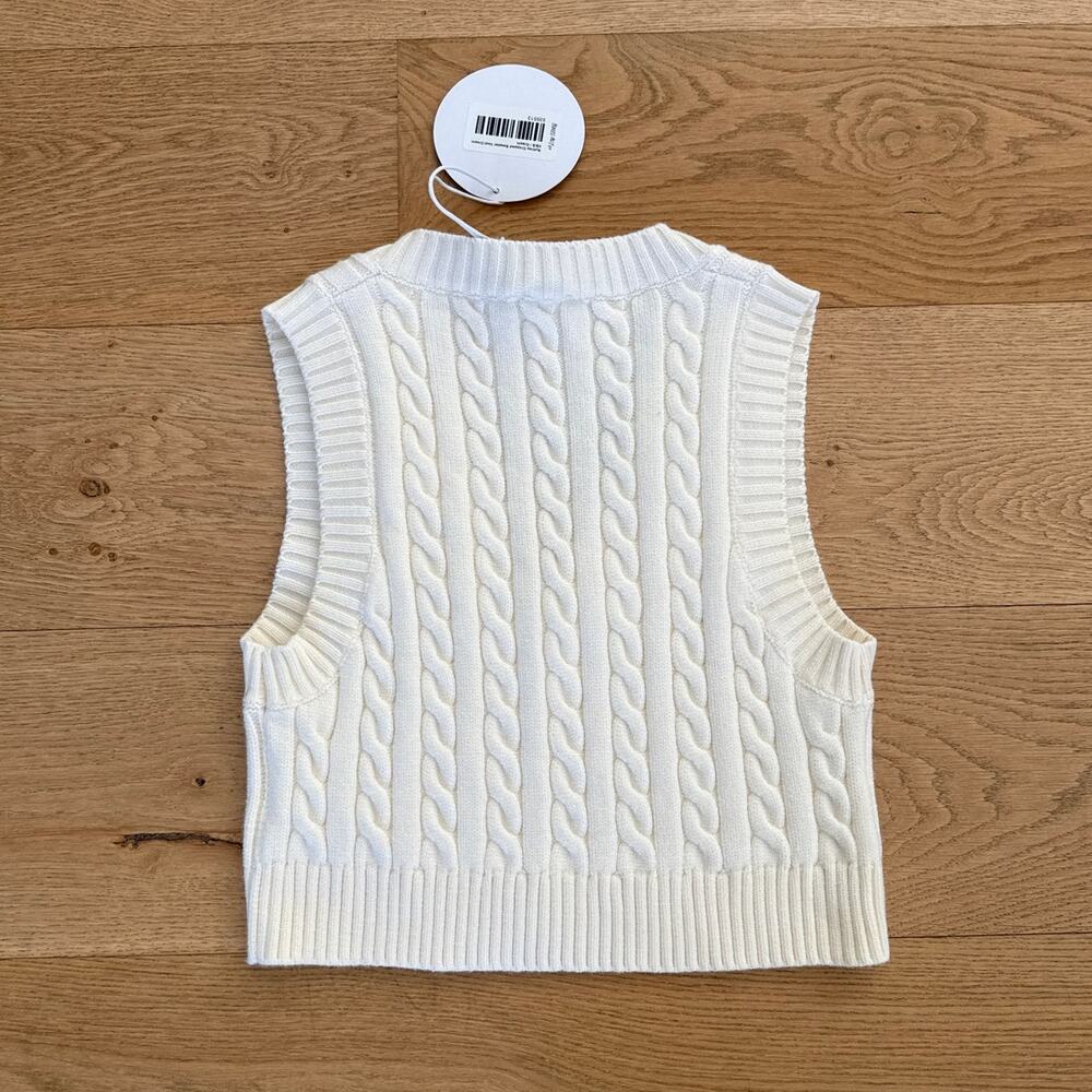 Princess Polly - Sydney Cropped Sweater Vest in Cream - Picture 3 of 3